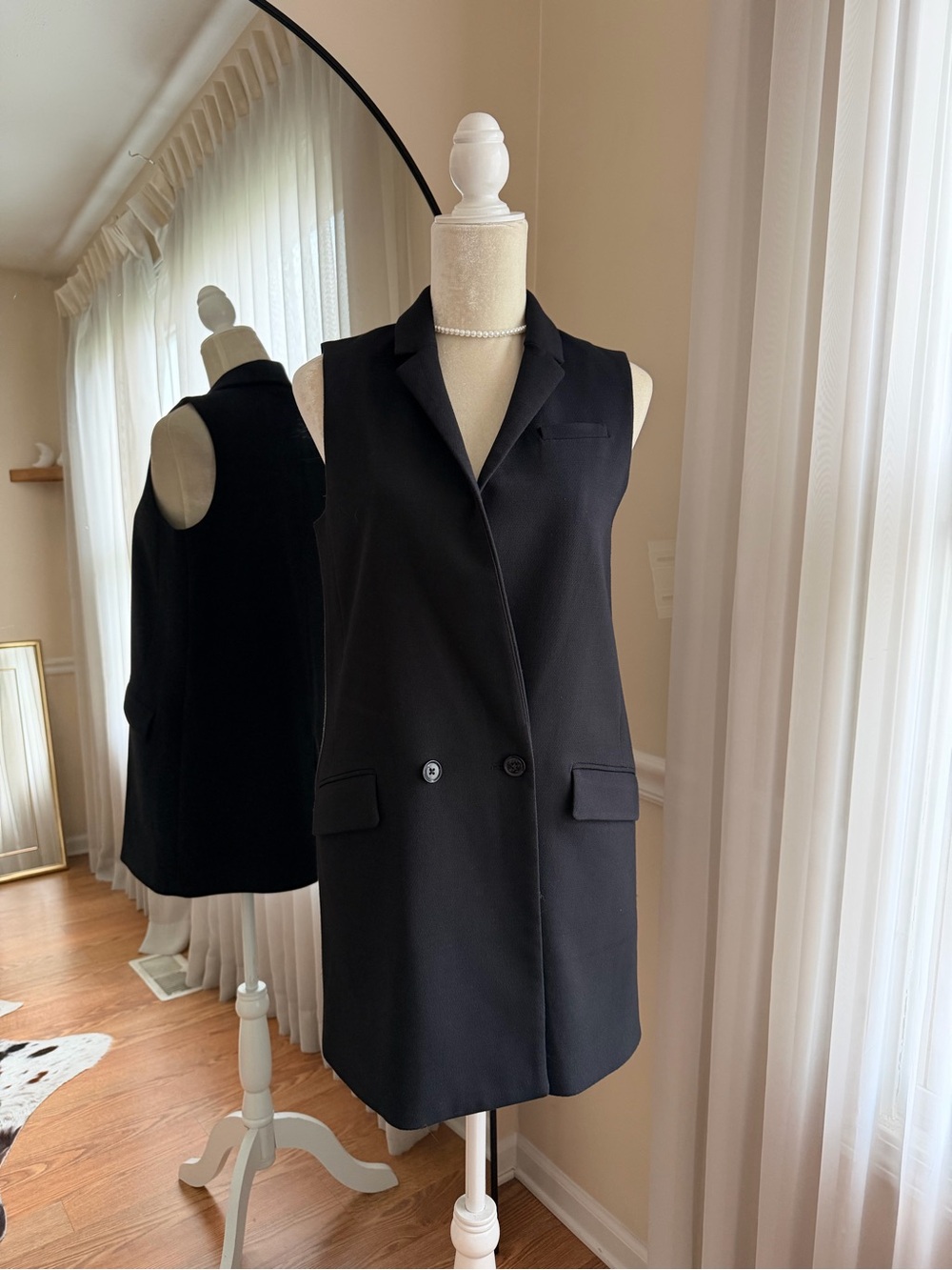 Banana Republic Sleeveless Long Blazer Vest Black Size 2